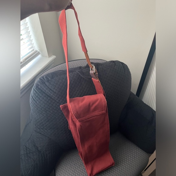 Park B. Smith burgundy canvas crossbody - Picture 2 of 7